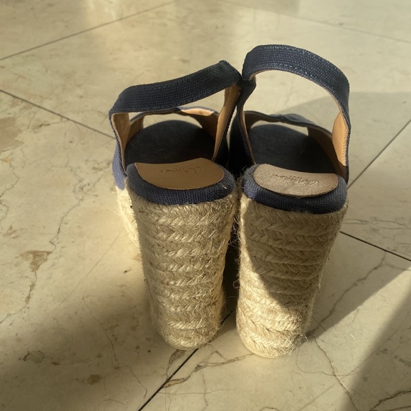 Brand new high sandals 👡 - Picture 2 of 4